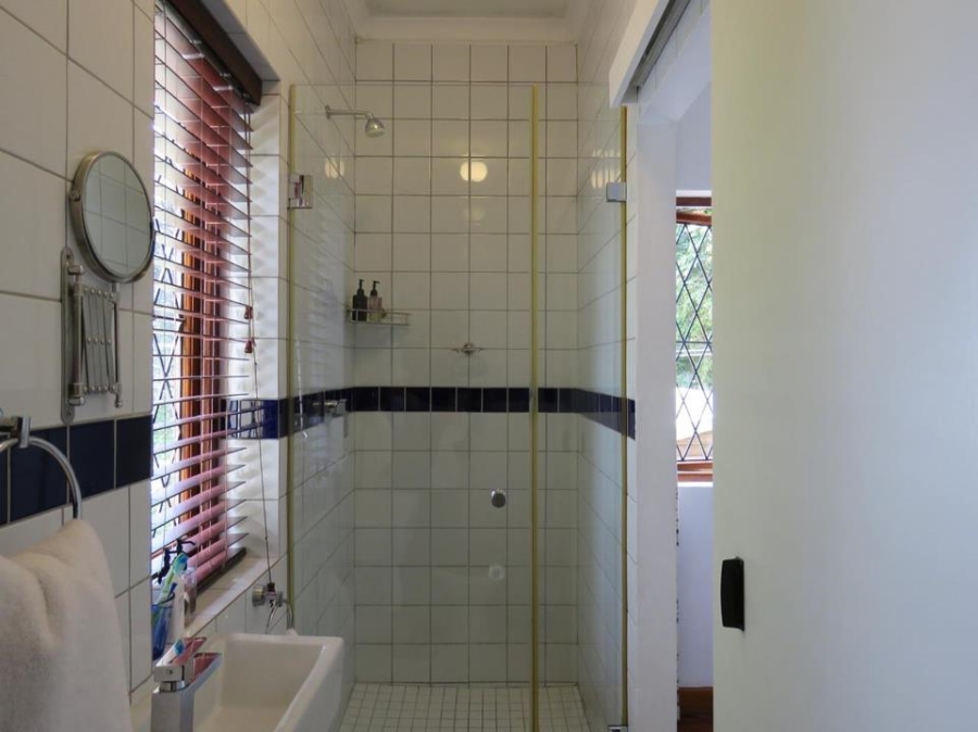 To Let 1 Bedroom Property for Rent in Rondebosch Western Cape